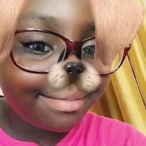 Meet your Posher, Eva